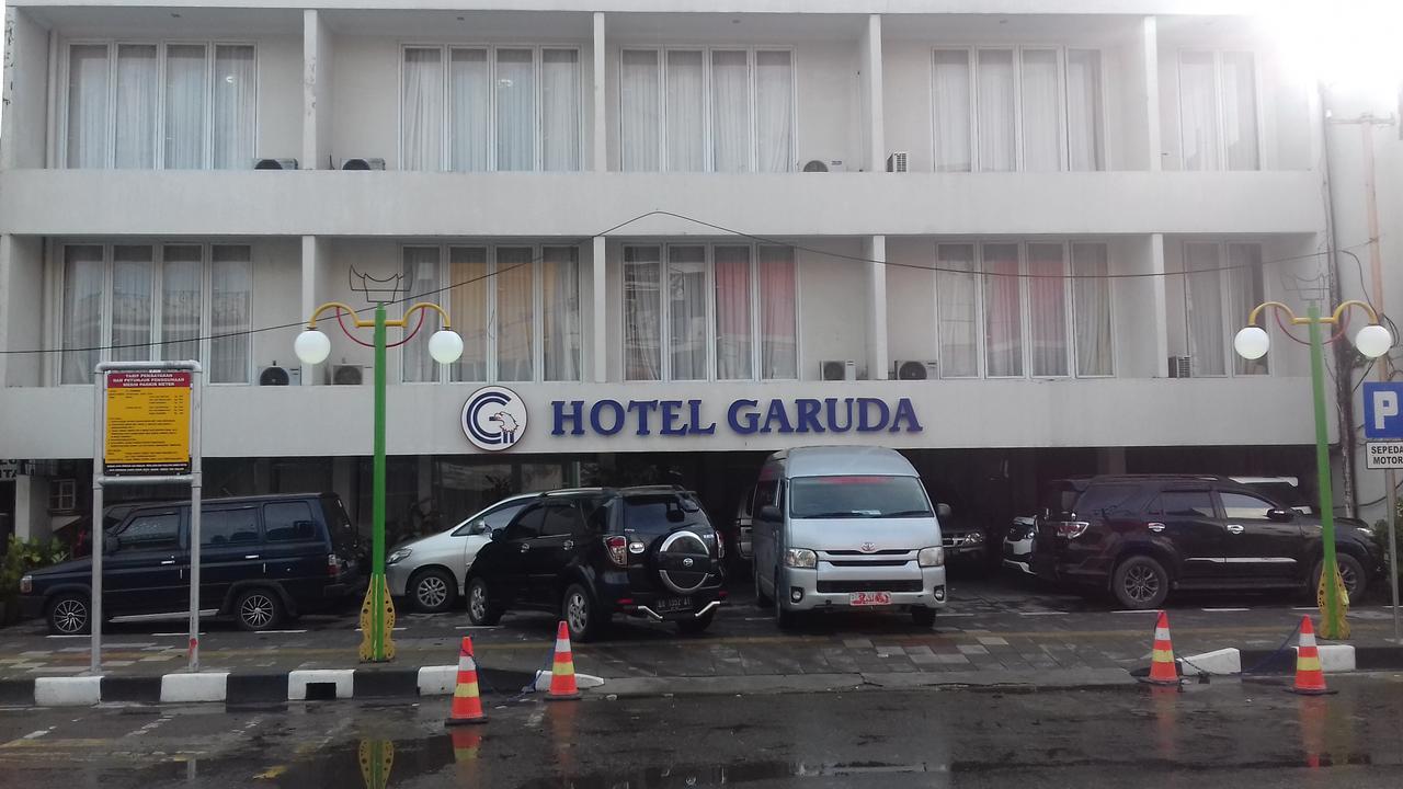 Hotel Garuda Syariah Padang  Exterior photo